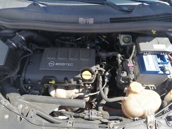 Opel Corsa D 1.2 63kW 2011 198tkm - 12