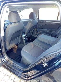 Škoda Superb 2.0 TDI 103 kW - 2012, PO SERVISU - 12