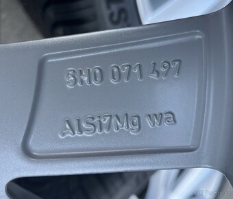 Volkswagen Golf 8 alu 6,5x17 5x112 ET46 pneu 205/50/17 93V - 12