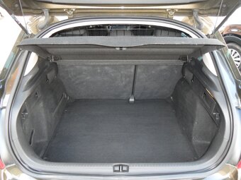 Citroen C4 1.6 HDi,66kw,1.maj.zak v ČR,naj.114000km - 12