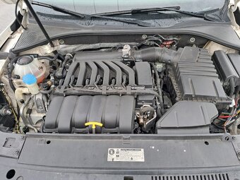 vw passat B7 sedan 3,6vr6 2012 usa verze - 12