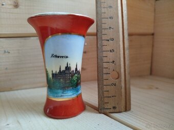 HRADČANY 100% STAV MALOVANÁ UPOMÍNKOVÁ SKLENICE OVÁ - 12