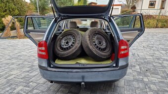 ŠKODA OCTAVIA 1.6 MPI 75KW.CLIMATRONIC.ŠÍBR.TAŽNÉ.BEZ KOROZE - 12