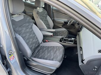 Volkswagen ID.4 125kW Nezávislé topení 38tkm Full LED Navi - 12