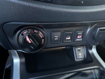 Nissan Navara DoubleCab dCi 140KW Tekna 6st.Manual - 12