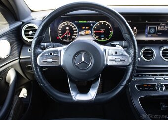 Mercedes Benz E 300 de T Avantgarde (2020). - 12