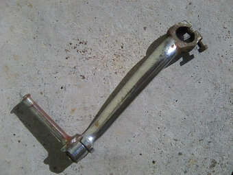 čz 125/150 - motor,rozeta,kolo,náboj,startpáka,válec čz125b - 12