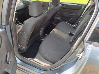 Citroën C4 1.6 HDI - 12