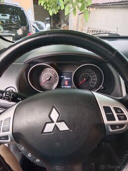 Mitsubishi Outlander 2.0DI-D,CZ Manuál,4x4 - 12