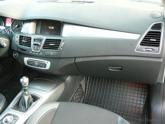 Renault Laguna 2.2 Dci 110kW - 12