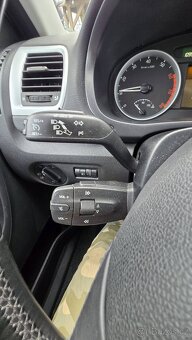 ŠKODA FABIA KOMBI 1.4 16V CLASSIC 1MAJITEL - 12