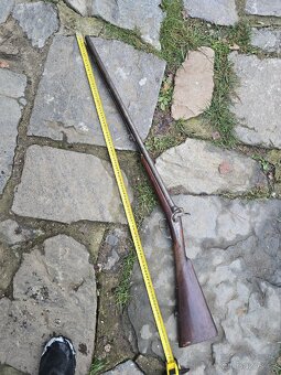 HISTORICKÁ ZDOBENÁ BROKOVNICE- PŘEDOVKA - 12