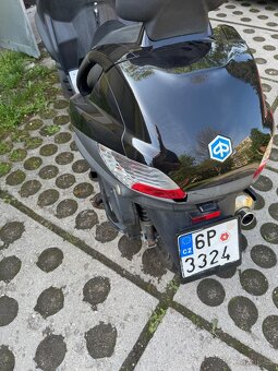 Piaggio mp3 - 12