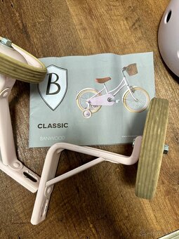 Růžové kolo Banwood bike s přídavnými kolečky - 12