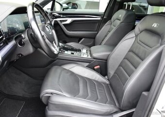 Volkswagen Touareg 3.0TDi R-LINE PANO TAŽNÉ AIR - 12