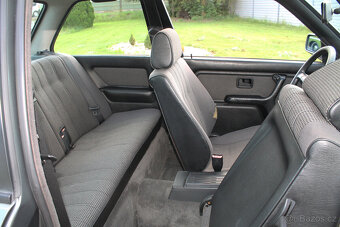 1987 BMW 325e Coupé, automat. Velmi pěkný orig. stav. - 12