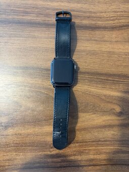 Apple Watch 4 (44mm) - 12