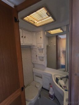 Karavan Hobby Prestige - 12