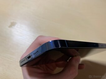Prodám iPhone 13 Pro Max 256 GB ve výborném stavu. - 12