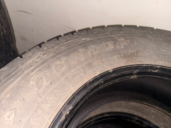 16ks nákladních pneumatik - 12