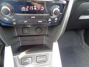 SUZUKI VITARA 1.6 VVT KOUPENO ČR,1.MAJITEL,SERVISKA - 12