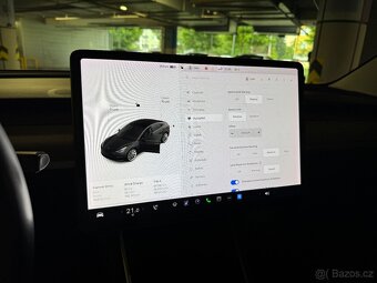 Tesla Model 3 Long Range/2019/AWD-4x4/258 kW/75 kWh/SoH 92 % - 12