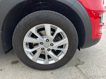 Prodám Hyundai Tuscon 1.6i Adventure - 12