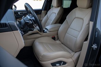 Porsche Cayenne 3.0 V6 4x4 - 12