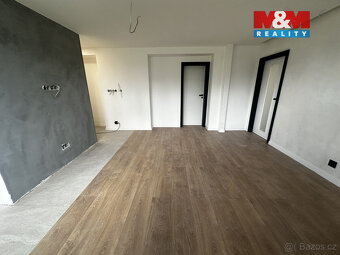 Prodej bytu 3+kk, 95 m², Dvory - 12