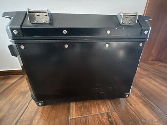 Triumph Tiger 800 XCA - 12