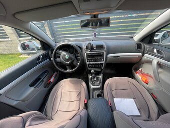 ŠKODA Octavia Combi II. 1,6 TDI Ambiente - 12
