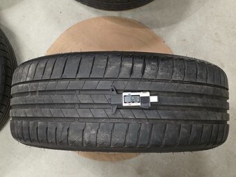 lehčená ATS Racelight 8,5x19" 5x112 ET30 s pneu 225/40 R19 - 12