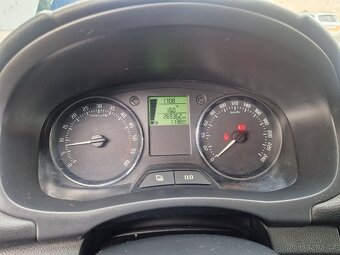 Škoda fabia 2 kombi 1.6 tdi 55kw - 12