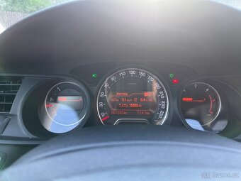 Citroen C5 - 2.0 HDI 100 kW - 12