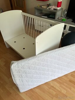 Kočárek , autosedačka, 2 dětské  postele - 12