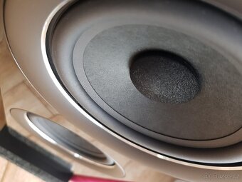 Bowers & Wilkins 704s2 - 12