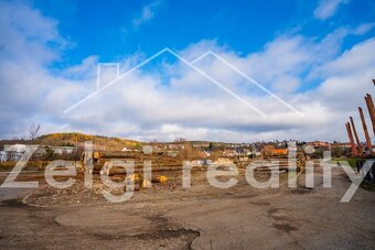 Strategická akvizice: Dva propojené průmyslové areály s vlas - 12