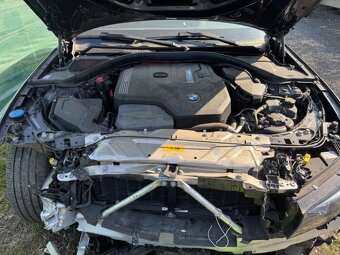Bmw 320e - 12