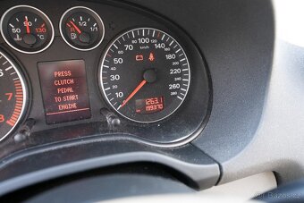 Audi A3 8P, 2.0TFSI Quattro, r.v.2007, nebourané - 12