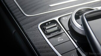 Mercedes-Benz Třídy C, C300 Kupé 2,0/180kW - 12