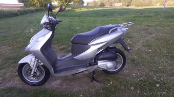 Honda Dylan 125 - 12