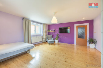 Prodej rodinného domu 6+kk, 180 m², Čečelice, ul. Hřbitovní - 12