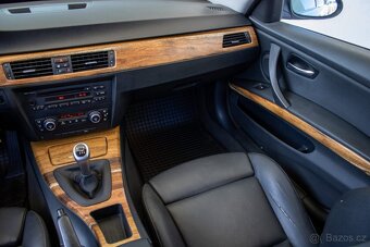 BMW Rad 3 Touring 320 d - 12