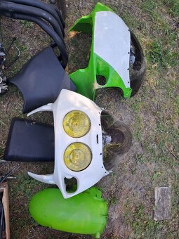 Díly Kawasaki ZXR 750 H, J, L - 12