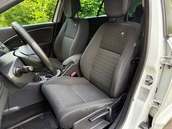 Renault Megane 1,6i 81kW, ČR, 1/2015, Limited, Aut.klima - 12