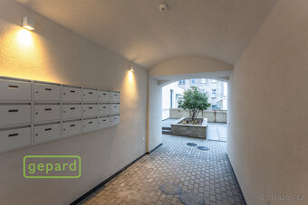 Prodej bytu 2+kk, 59,7m2, parkovací stání, sklepní kóje v pr - 12