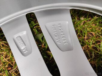 Alu kola originál Opel Astra K r16 5x105 - 12