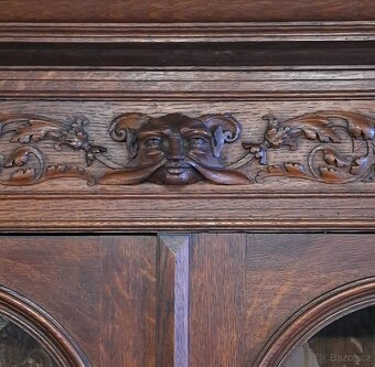 Starožitný neorenesančni příborník HENRI II. - 12