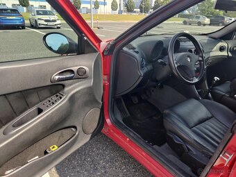 Alfa Romeo 156 2.5 V6 141kw 16xxxxkm - 12