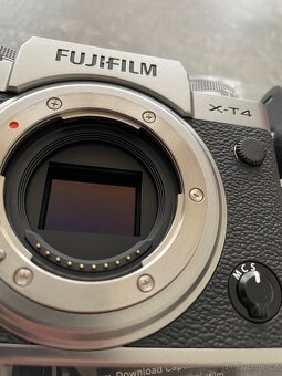 Fujifilm X-T4 - 12